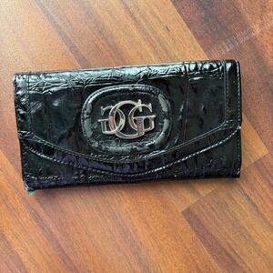 GUESS Black Faux Croc Patent Leather Long Wallet Clutch Zip Coin Pocket